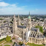 Апартаменты Champ De Ble Neuf Independant Plain Pied Dans Maison Contemporaine Decoration Soignee Confort Terrasse Amenagee, Grand Terrain Parking Prive A 15 Mn De Caen Et 10 Mn Debayeux Proche Plages Du Debarquement *