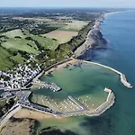 Champ De Ble Neuf Independant Plain Pied Dans Maison Contemporaine Decoration Soignee Confort Terrasse Amenagee, Grand Terrain Parking Prive A 15 Mn De Caen Et 10 Mn Debayeux Proche Plages Du Debarquement Apartman *
