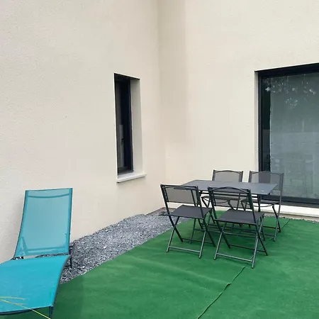 Champ De Ble Apt Neuf Independant Plain Pied Dans Maison Contemporaine Decoration Soignee Tout Confort, 1 Chambre, Sdb, Wc, Canape Lit, Terrasse Amenagee, Grand Terrain Parking Prive A 15 Mn De Caen Et 10 Mn Debayeux Proche Plages Du Debarquement * Loucelles