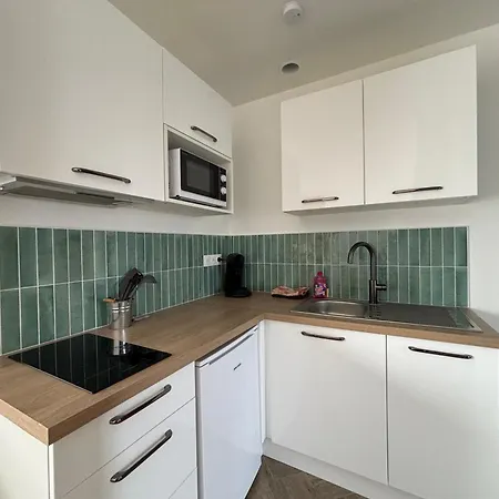 Champ De Ble Apt Neuf Independant Plain Pied Dans Maison Contemporaine Decoration Soignee Tout Confort, 1 Chambre, Sdb, Wc, Canape Lit, Terrasse Amenagee, Grand Terrain Parking Prive A 15 Mn De Caen Et 10 Mn Debayeux Proche Plages Du Debarquement *