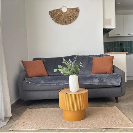 דירה Champ De Ble Apt Neuf Independant Plain Pied Dans Maison Contemporaine Decoration Soignee Tout Confort, 1 Chambre, Sdb, Wc, Canape Lit, Terrasse Amenagee, Grand Terrain Parking Prive A 15 Mn De Caen Et 10 Mn Debayeux Proche Plages Du Debarquement *