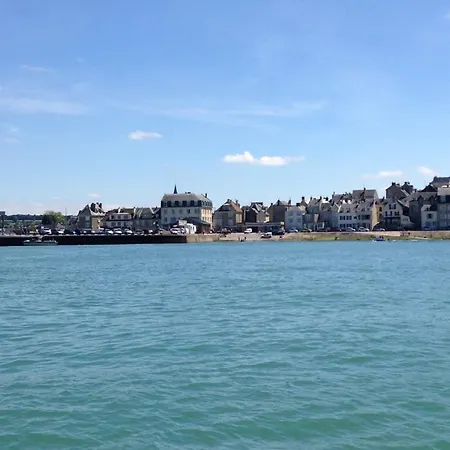 Apartmán Champ De Ble Neuf Independant Plain Pied Dans Maison Contemporaine Decoration Soignee Confort Terrasse Amenagee, Grand Terrain Parking Prive A 15 Mn De Caen Et 10 Mn Debayeux Proche Plages Du Debarquement *