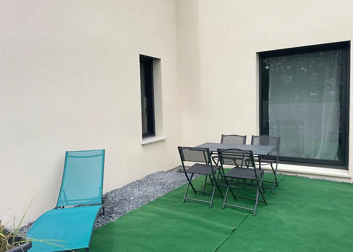 Champ De Ble Neuf Independant Plain Pied Dans Maison Contemporaine Decoration Soignee Confort Terrasse Amenagee, Grand Terrain Parking Prive A 15 Mn De Caen Et 10 Mn Debayeux Proche Plages Du Debarquement * Loucelles