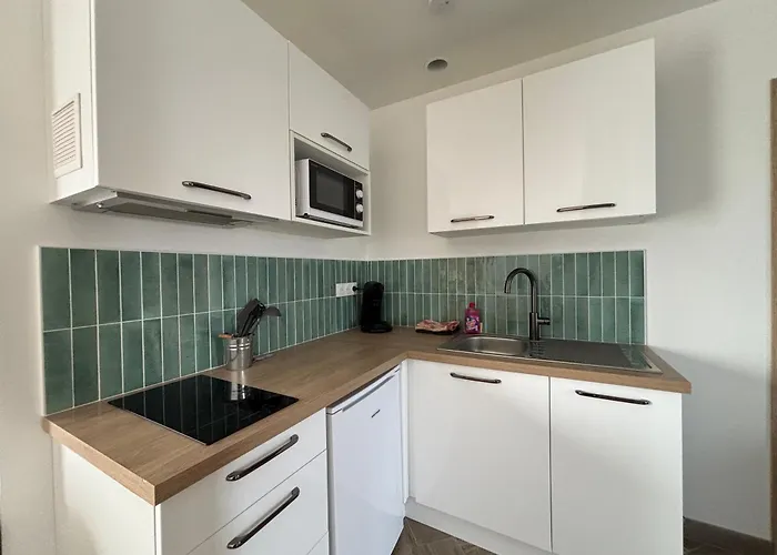 Champ De Blé Neuf Indépendant Plain Pied Dans Maison Contemporaine Décoration Soignée Confort Terrasse Aménagée, Grand Terrain Parking Privé à 15 Mn De Caen Et 10 Mn Debayeux Proche Plages Du Débarquement *